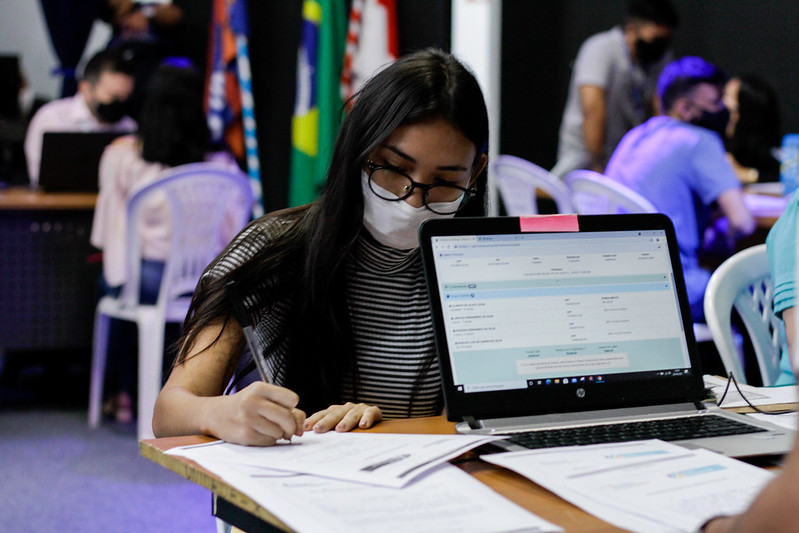 Leia mais sobre o artigo Manaus inicia recebimento de documentação dos aprovados na 2ª chamada do Bolsa Universidade