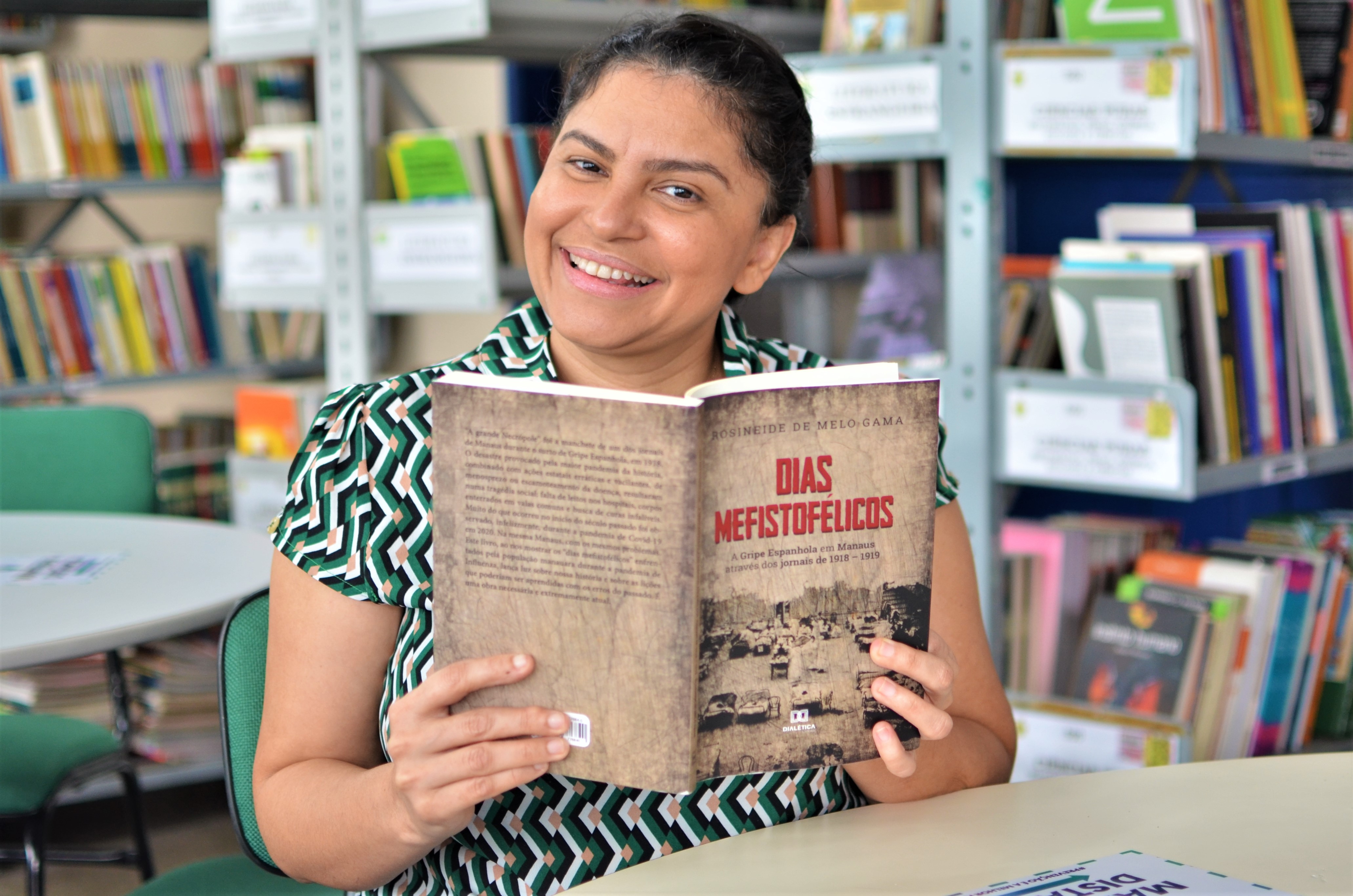 Leia mais sobre o artigo Em livro, gestora da rede estadual analisa impactos da gripe espanhola em Manaus