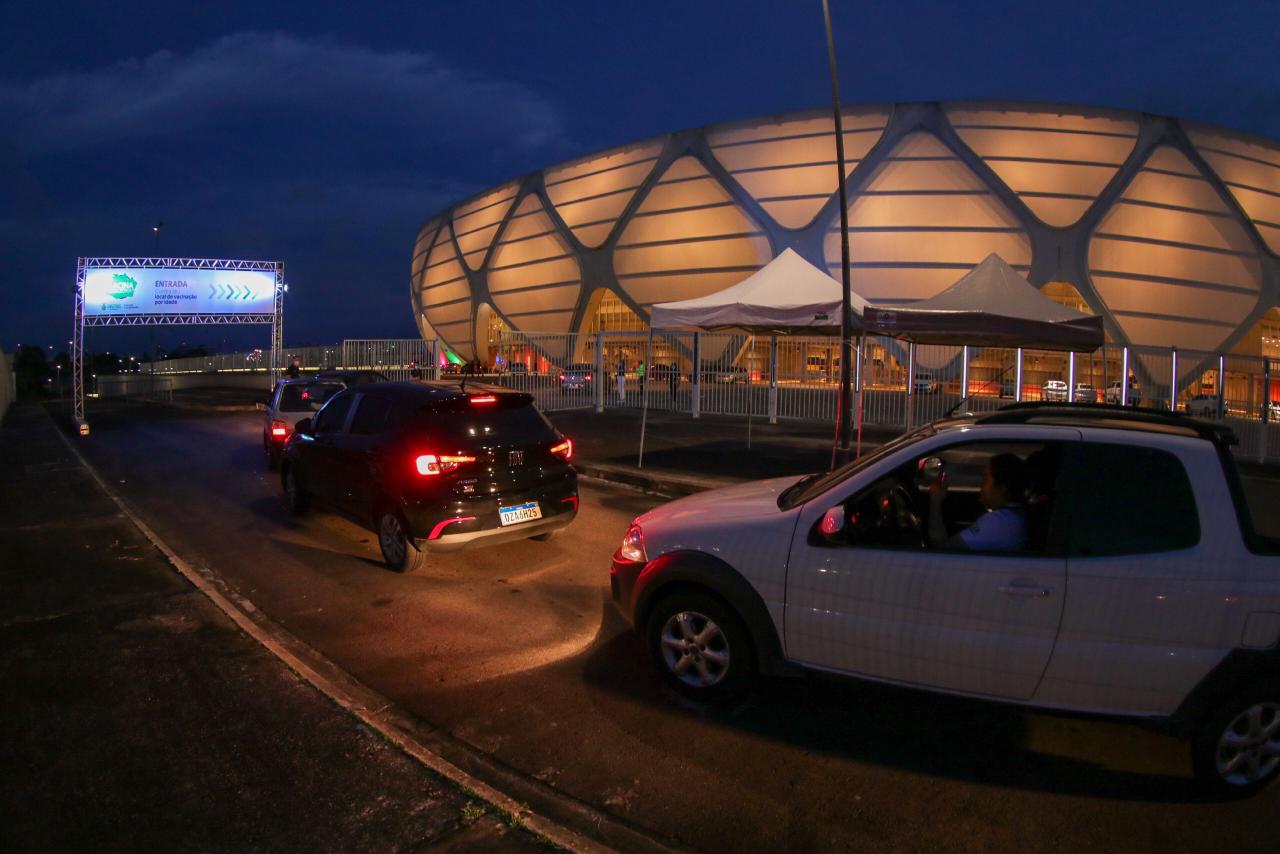 No momento, você está visualizando Arena da Amazônia conta com 30 postos drive-thru para vacinação contra Covid-19