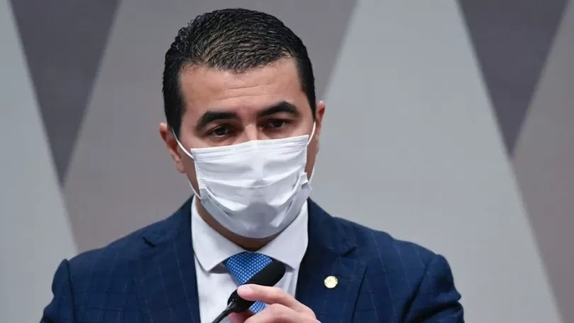 Leia mais sobre o artigo Lobista ofereceu propina para Miranda não atrapalhar compra da Covaxin, diz revista