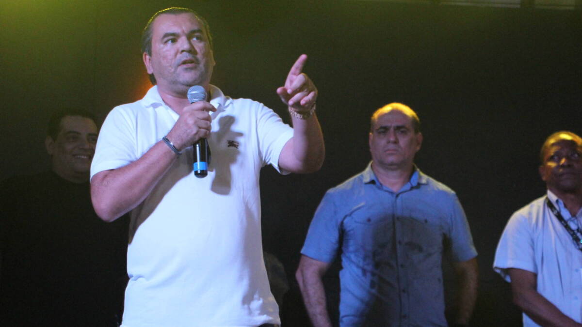 Leia mais sobre o artigo Alvo de operação, Nilton Lins Júnior recebe PF a tiros em Manaus