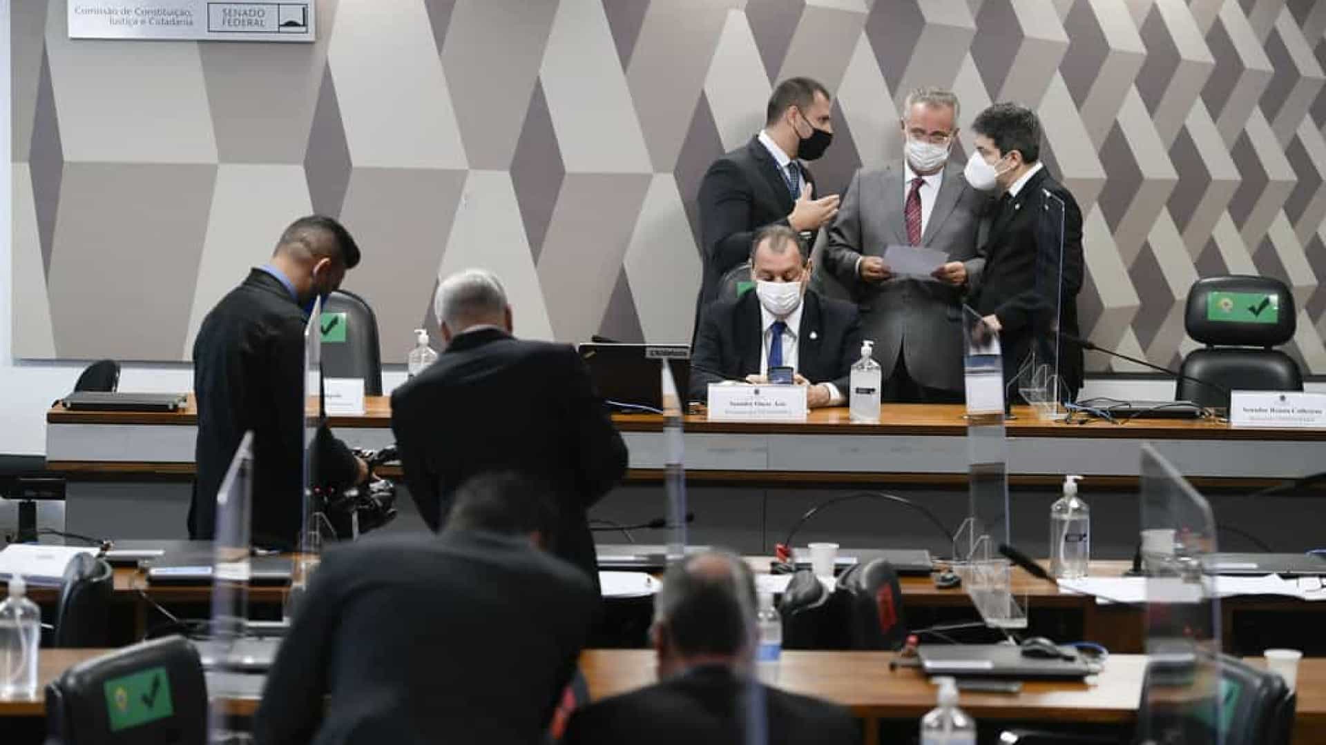 Leia mais sobre o artigo CPI avalia investigar Bolsonaro enquanto apura ‘gabinete paralelo’