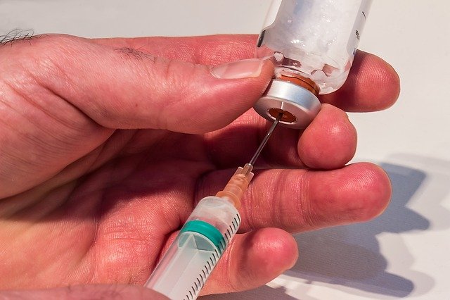 Leia mais sobre o artigo Postos de vacinação contra Covid-19 não funcionarão nesta segunda