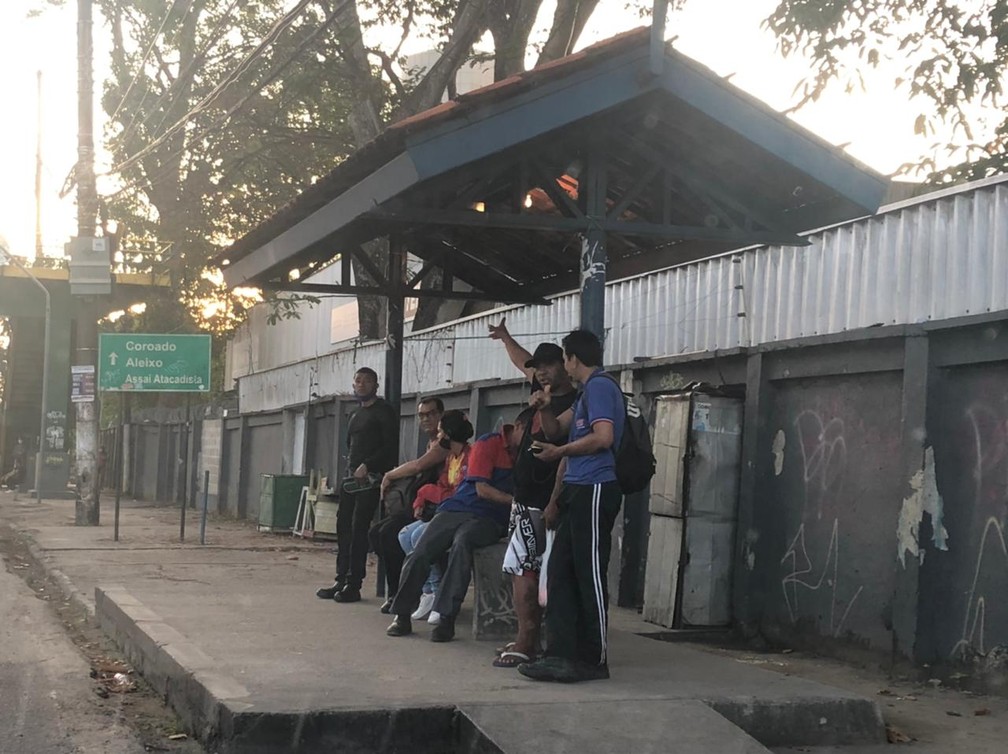Leia mais sobre o artigo Após ataques, Manaus amanhece sem ônibus de transporte coletivo