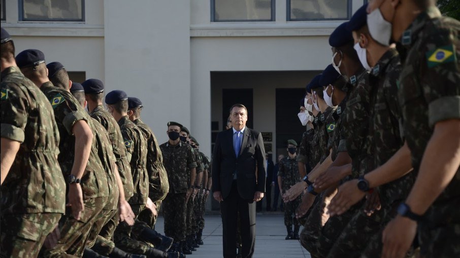 Leia mais sobre o artigo Corrupção no governo Bolsonaro: militares e centrão protagonizam suspeitas