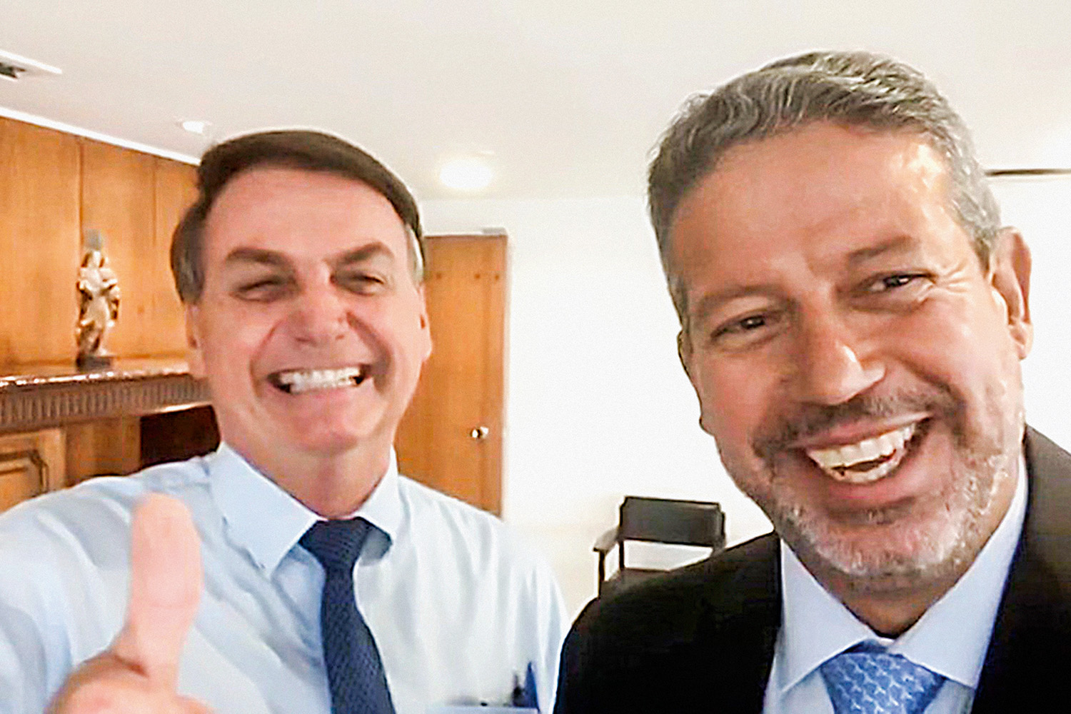 Leia mais sobre o artigo Lira: “Não há nada que justifique um processo de impeachment nesse momento”