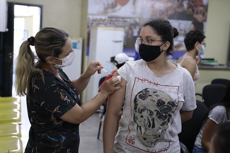 Leia mais sobre o artigo Manaus terá 27 pontos de vacinação contra a Covid-19 nesta segunda