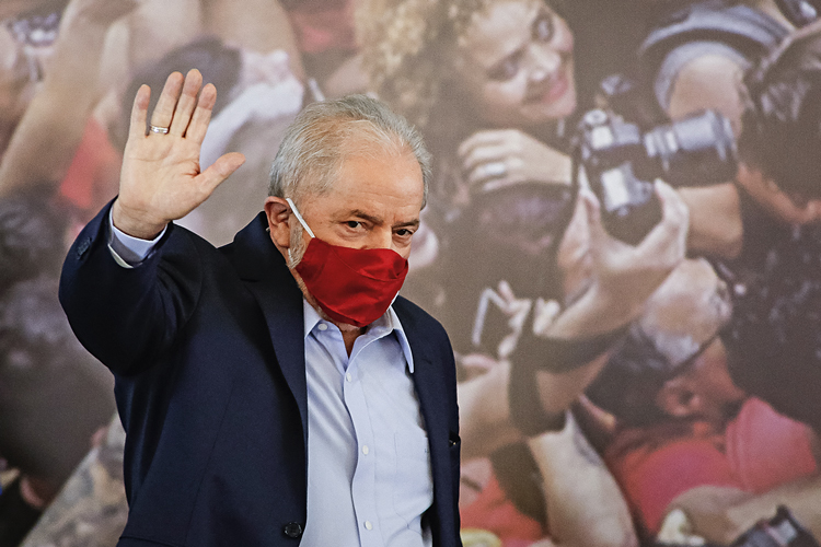 Leia mais sobre o artigo Lula adia a visita ao Amazonas