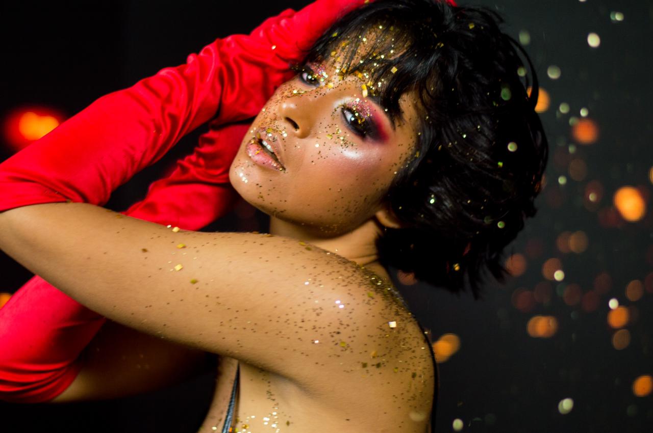 Leia mais sobre o artigo Cantora Amazonense Julia Manikk lança seu novo álbum “Desce e Não Para”