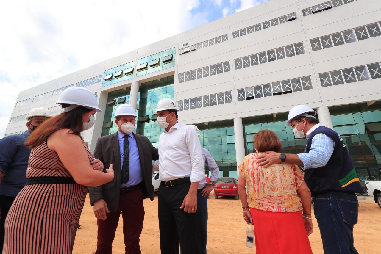 Leia mais sobre o artigo Processo Seletivo prevê contratação de 710 profissionais para o Hemoam; confira
