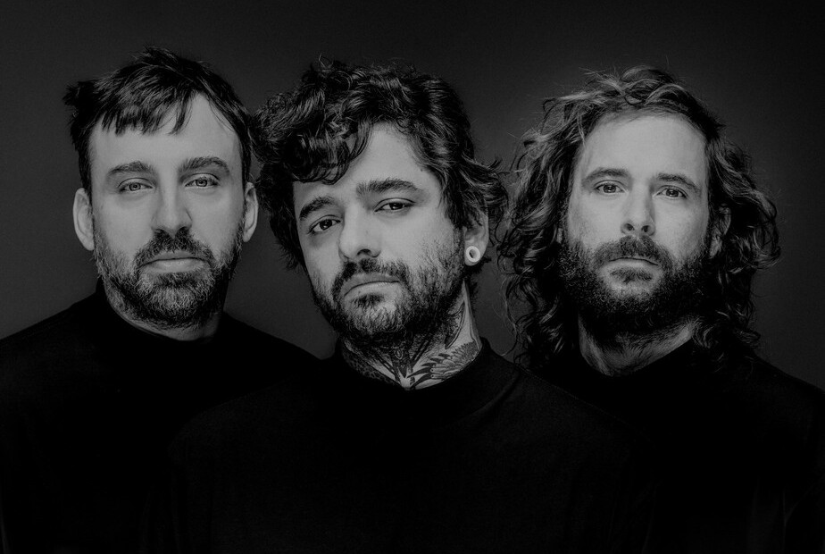Leia mais sobre o artigo Dia do Emo: TikTok comemorará data com show da banda Fresno