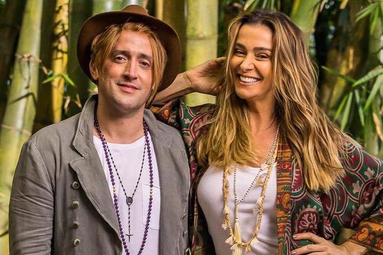 Leia mais sobre o artigo Mônica Martelli diz que não consegue mais assistir aos filmes que fez com Paulo Gustavo