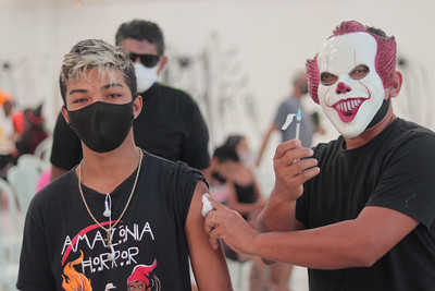 Leia mais sobre o artigo Em clima de Halloween, população é estimulada a se vacinar contra Covid-19 em Manaus