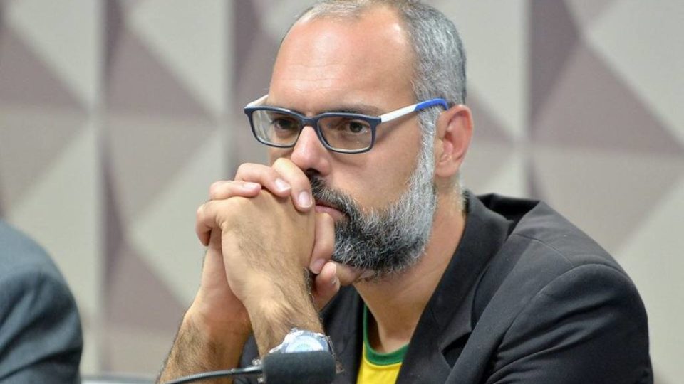 Leia mais sobre o artigo Perdeu tudo! Google quer condenação de Allan dos Santos