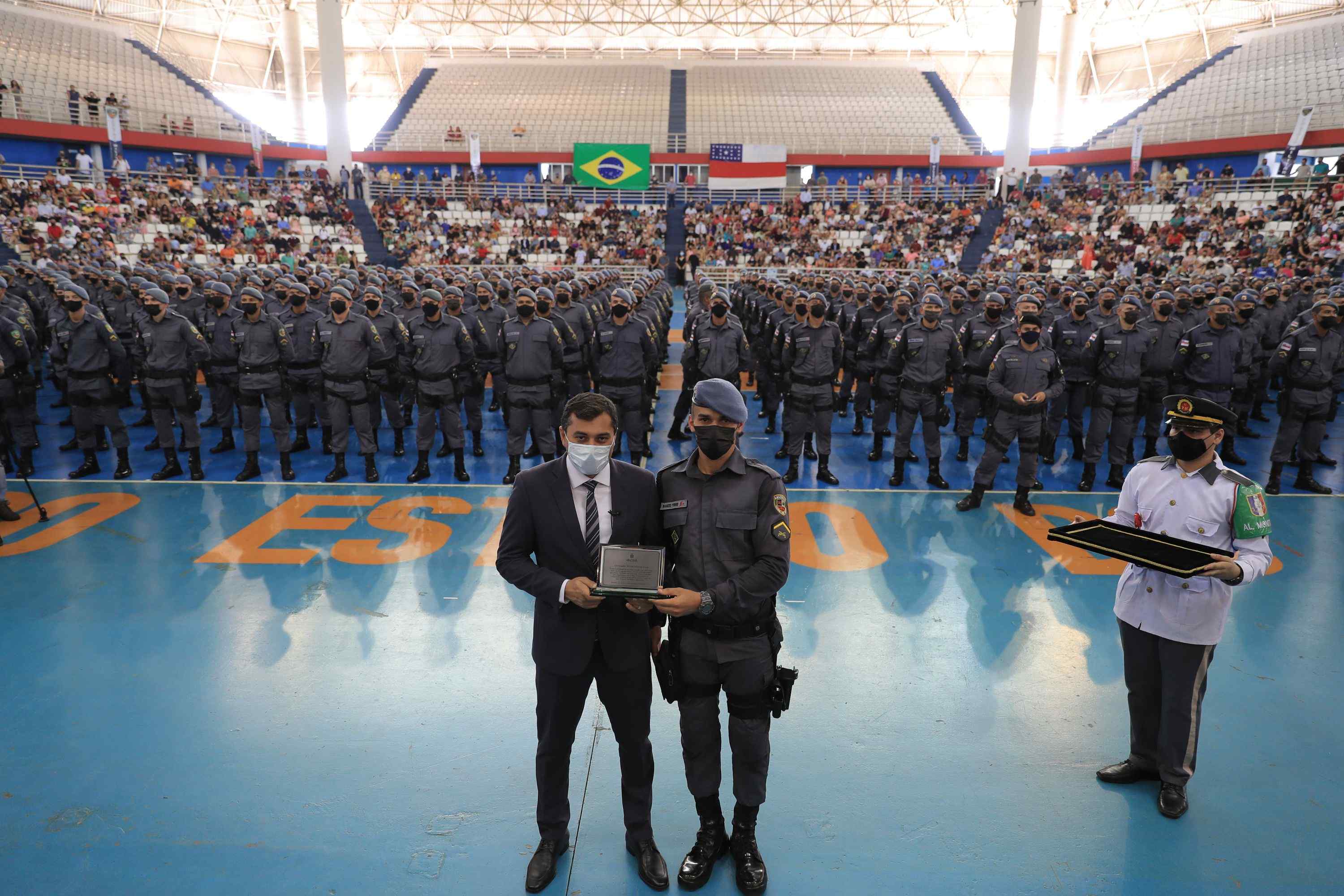 Leia mais sobre o artigo Wilson participa de formatura de 404 policiais