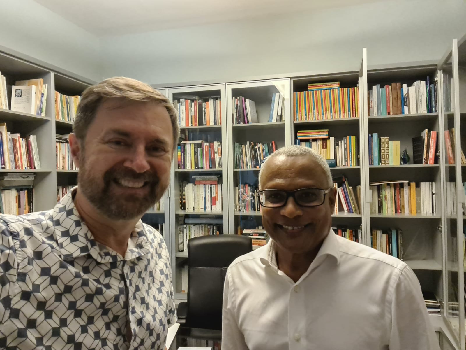 Leia mais sobre o artigo Ex-marqueteiro de Amazonino e Arthur ajuda a eleger novo presidente de Cabo Verde