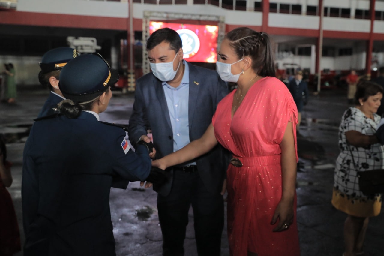 Leia mais sobre o artigo Wilson participa de formatura de bombeiros militares do quadro de saúde
