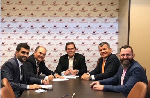 Leia mais sobre o artigo Nicolau assina filiação ao Solidariedade e será candidato ao Governo do Amazonas