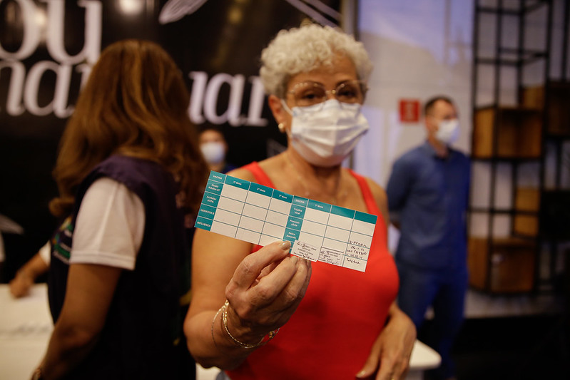 Leia mais sobre o artigo Covid-19: Manaus atinge 70% da população com o esquema vacinal completo