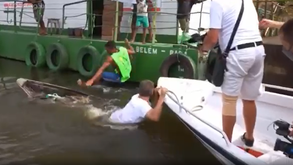 Leia mais sobre o artigo Durante reportagem na Amazônia, Luciano Huck afunda em canoa de ribeirinho