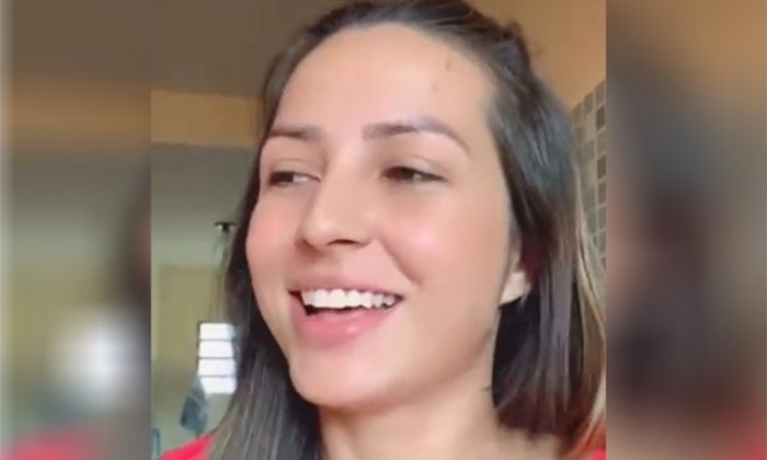 Leia mais sobre o artigo Sorrindo, influencer de Manaus relata nas redes sociais ter agredida cadela à pauladas