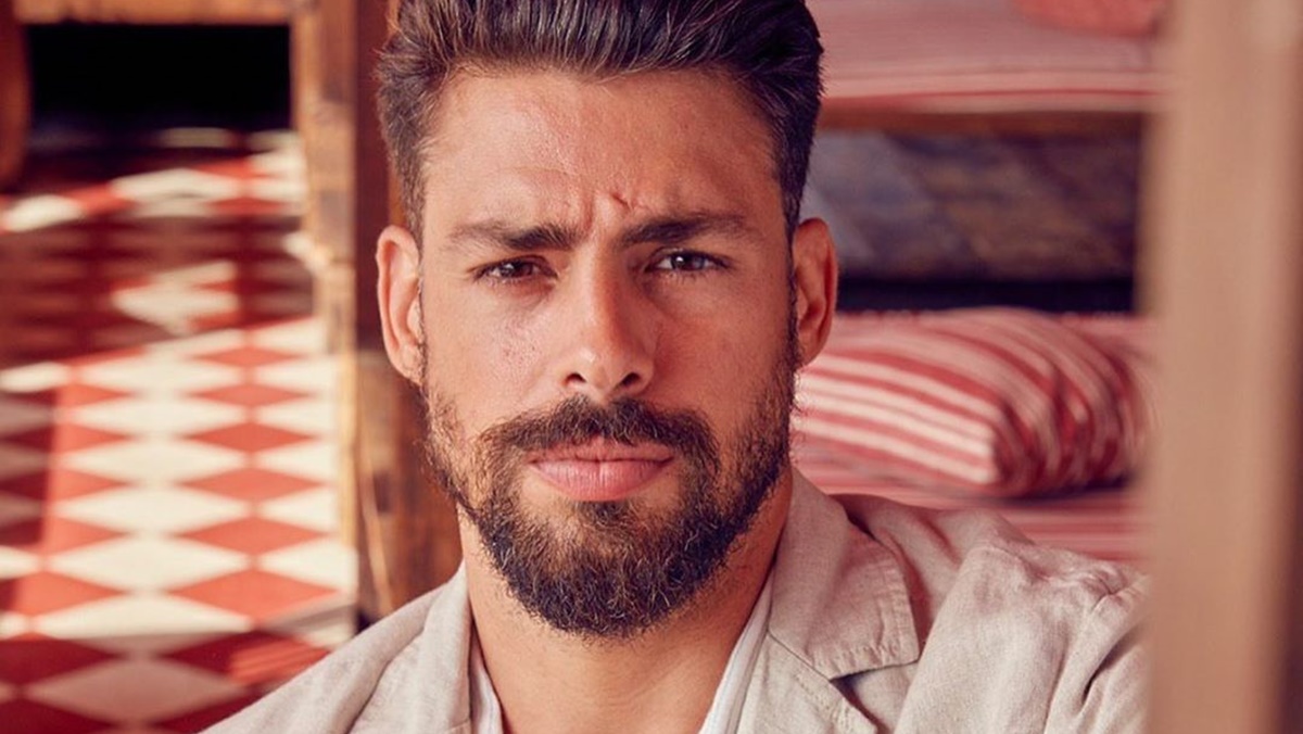 Leia mais sobre o artigo ‘Minha mãe não foi carinhosa e meu pai foi ausente’, diz Cauã Reymond