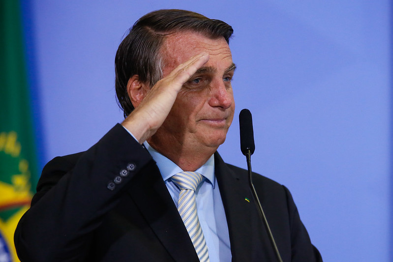 Leia mais sobre o artigo Enem: Bolsonaro teria mandado trocar o termo ‘Golpe de 64’ por ‘Revolução’ em questões
