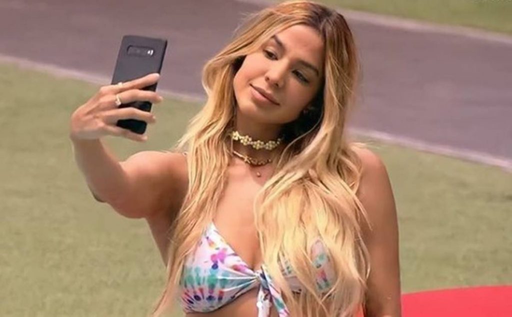 No momento, você está visualizando BBB 21: Kerline Cardoso declara quanto ganhou com a participação no reality