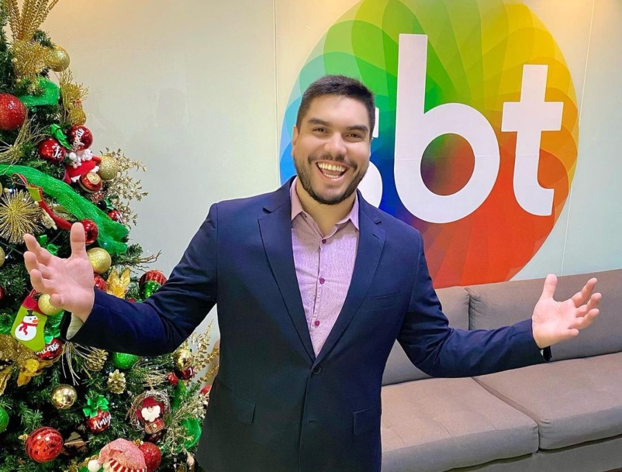 Leia mais sobre o artigo Jornalista Clayton Pascarelli é contratado uma hora após ser demitido