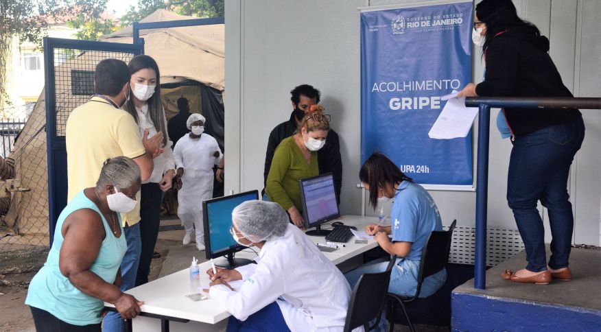 Leia mais sobre o artigo Epidemia de gripe se espalha pelo país com sintomas mais fortes que da Covid
