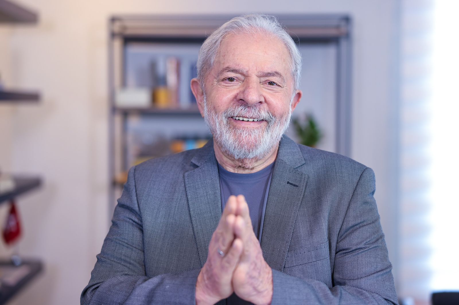 Leia mais sobre o artigo 61% dos beneficiários do Auxílio Brasil preferem Lula a Bolsonaro