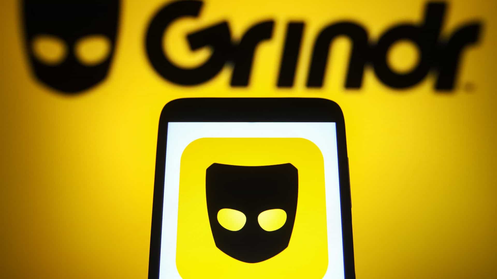 Leia mais sobre o artigo Grindr é multado em 6,5 milhões de euros por compartilha dados