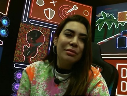 Leia mais sobre o artigo Naiara Azevedo pede desculpas após ameaçar desistir do BBB22