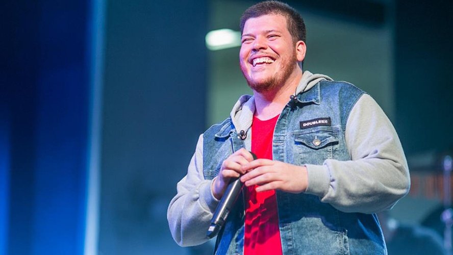Leia mais sobre o artigo Festa do ‘BBB22’ hoje à noite terá show de Ferrugem
