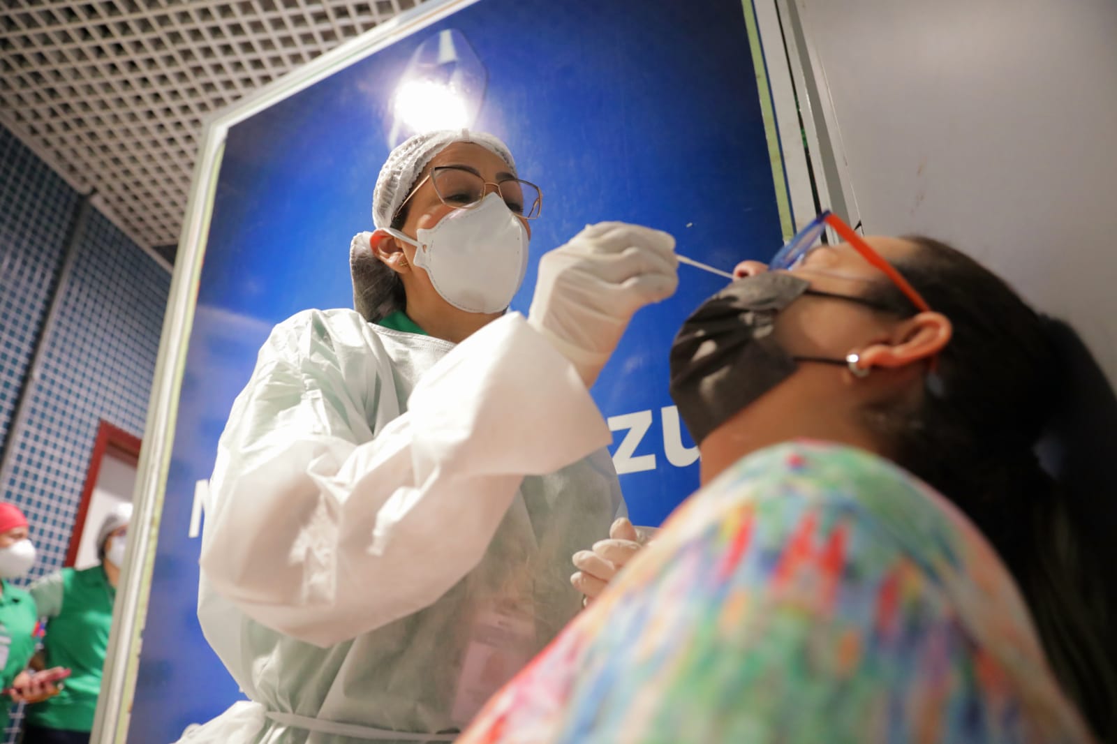 Leia mais sobre o artigo Ministério da Saúde reduz para 7 dias isolamento para pessoas com Covid-19