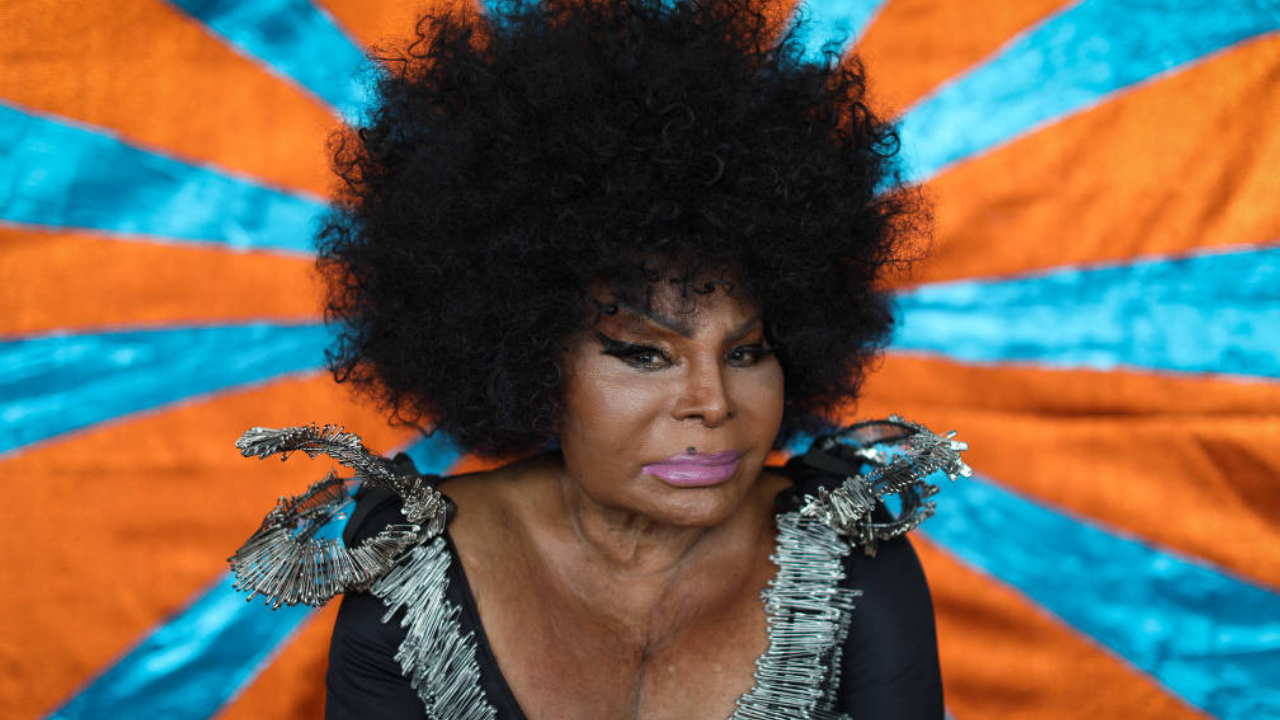 Leia mais sobre o artigo Morre a cantora Elza Soares aos 91 anos