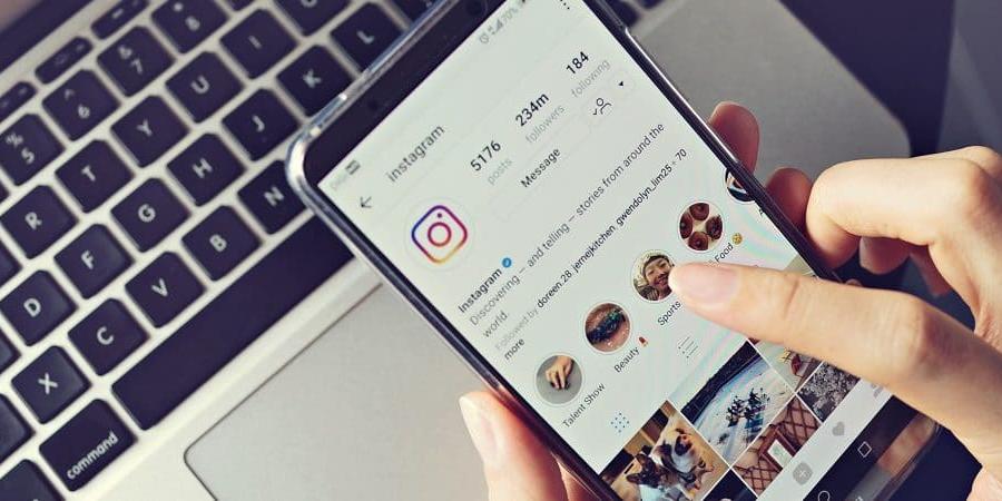 Leia mais sobre o artigo Instagram começa a testar ferramenta de feed cronológico