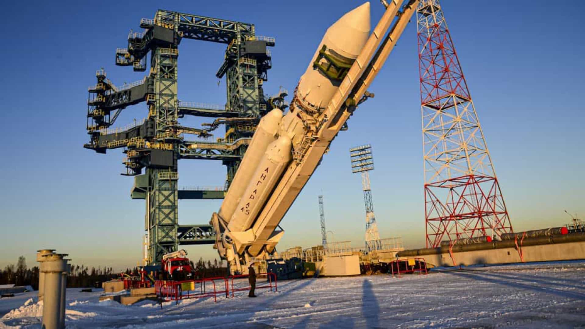 Leia mais sobre o artigo Lixo espacial russo voltou a entrar na Terra de forma descontrolada