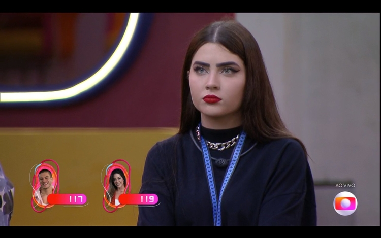 Leia mais sobre o artigo Jade dá trégua em briga com Arthur: ‘cansei de falar dele’