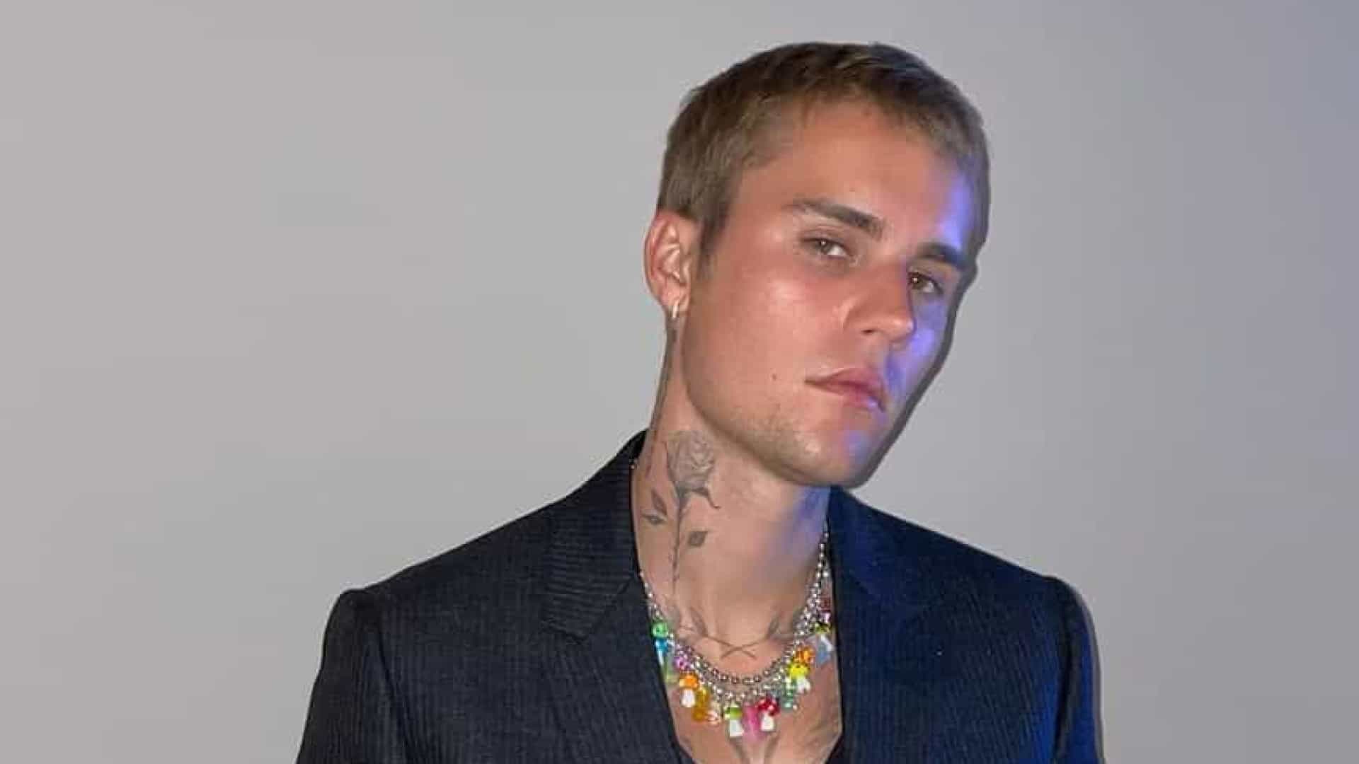 Leia mais sobre o artigo Justin Bieber testa positivo para Covid