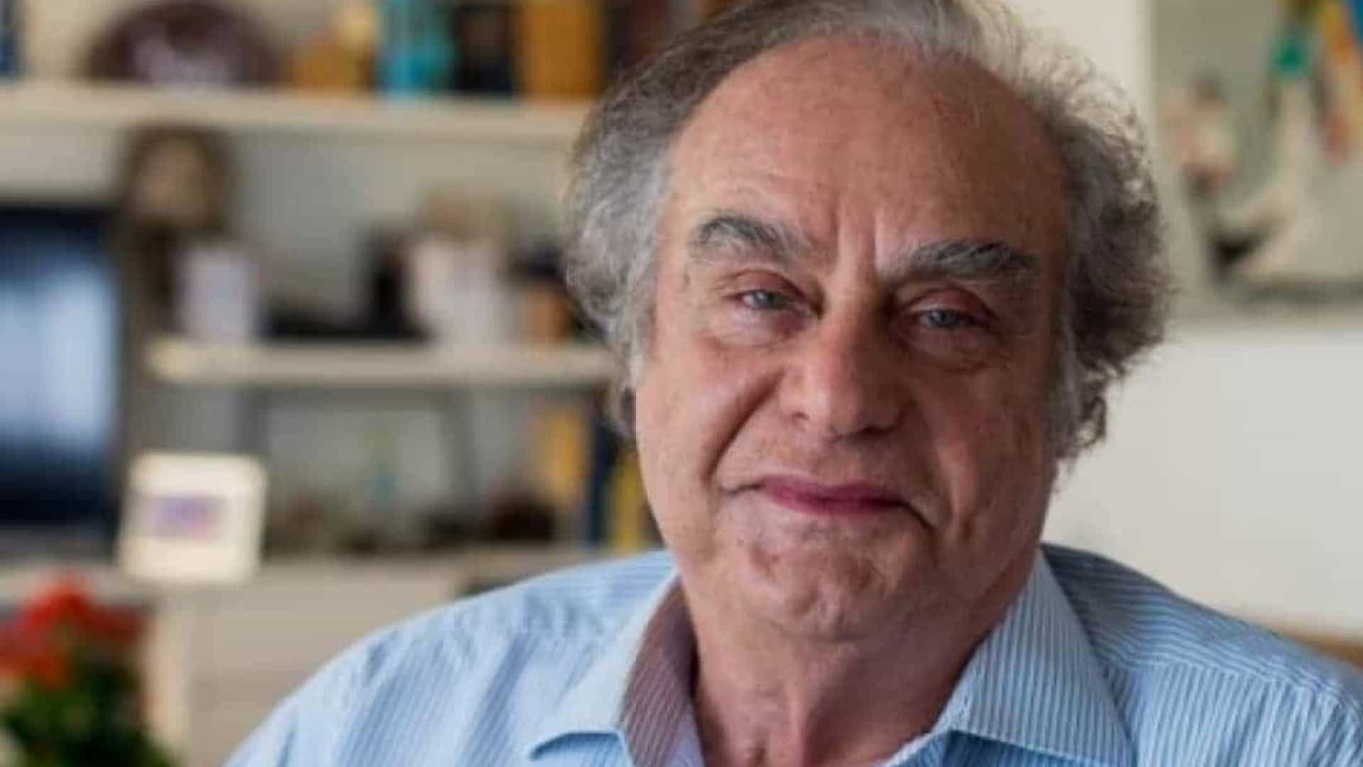 No momento, você está visualizando Arnaldo Jabor morre aos 81 anos em São Paulo