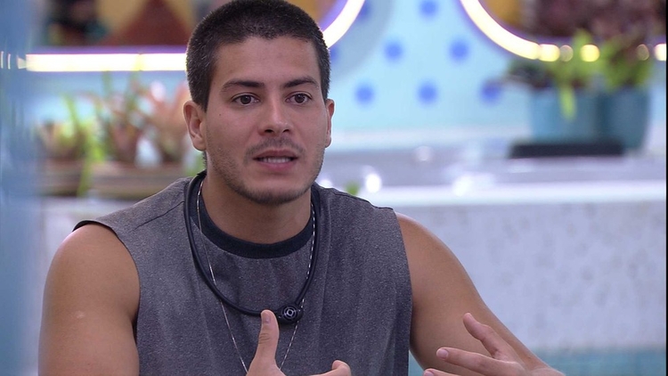 Leia mais sobre o artigo BBB22: Em disputa contra Jade, Arthur fala sobre paredão falso