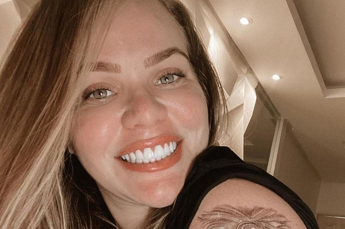 Leia mais sobre o artigo Ex-BBB Paulinha Leite fatura R$35 mil na Mega-Sena após ganhar mais de 50 vezes