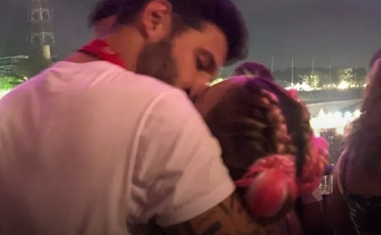 Leia mais sobre o artigo Ex-BBBs Rodrigo Mussi e Viih Tube são flagrados aos beijos no Lollapalooza