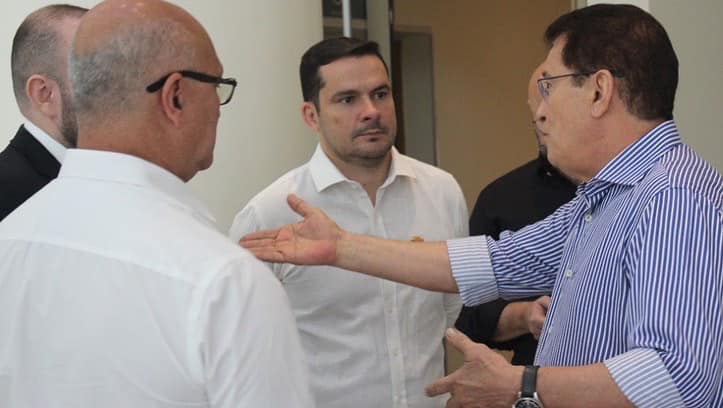 Leia mais sobre o artigo Alberto Neto abraça PL de Alfredo Nascimento para buscar reeleição
