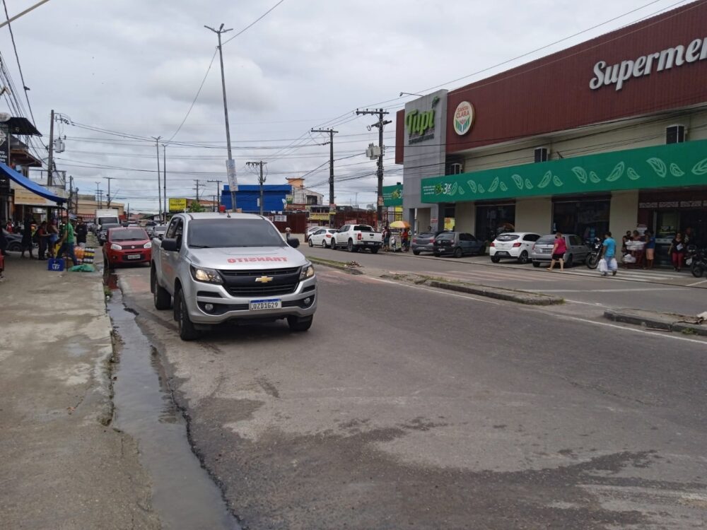 Leia mais sobre o artigo Em Manaus, rua do Fuxico recebe ordenamento do trânsito