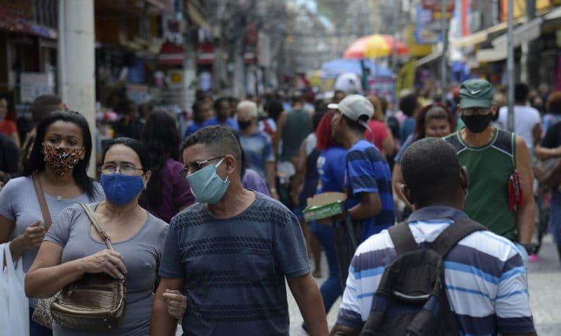 Leia mais sobre o artigo Manaus vai manter obrigatoriedade do uso de máscara até o dia 30 de março