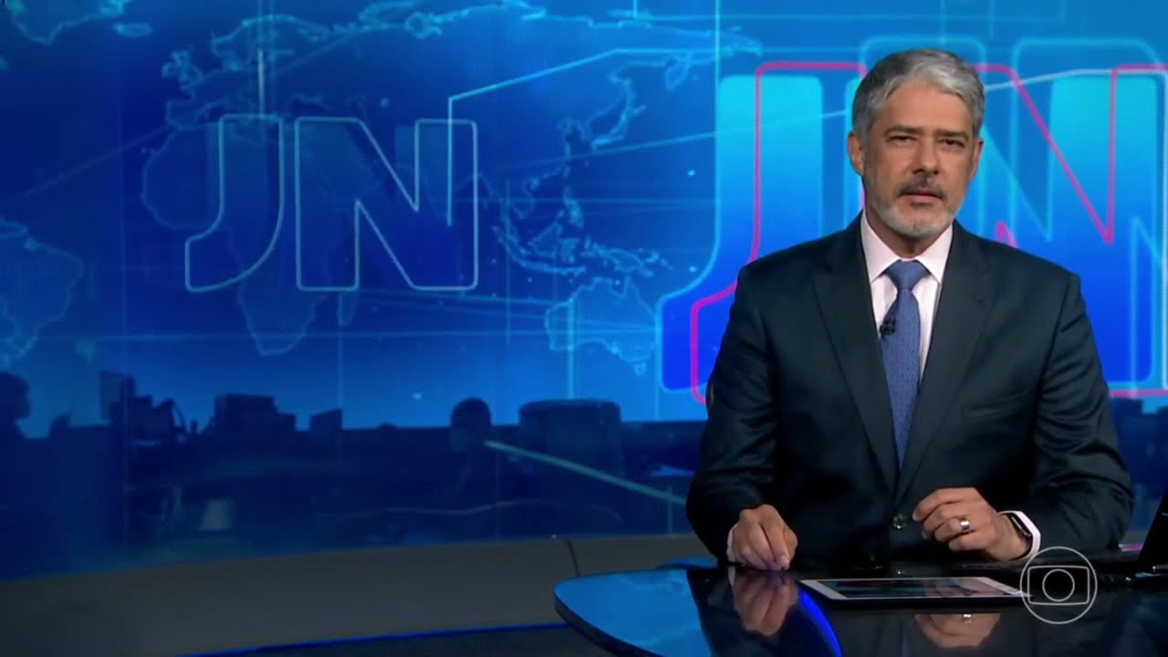 No momento, você está visualizando “Kit selfie” dos vereadores de Manaus avaliado em mais de R$ 640 mil é destaque no JN