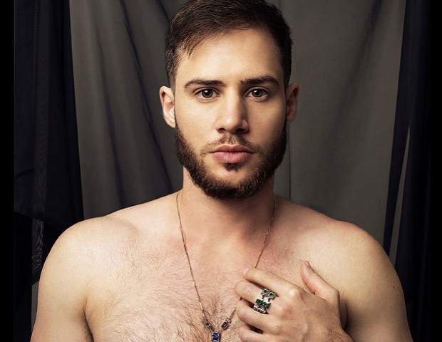Leia mais sobre o artigo Influencer e policial trans, Paulo Vaz morre em São Paulo