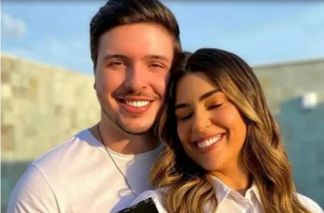 Leia mais sobre o artigo Ex-BBB Vivian Amorim é pedida em casamento